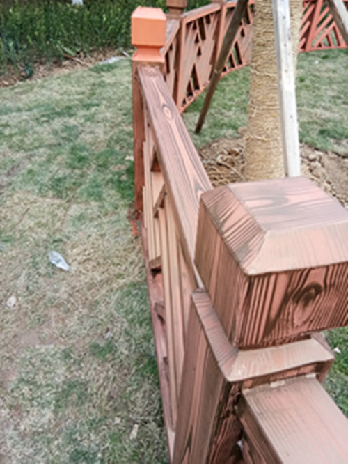 海东钢结构护栏仿木纹项目